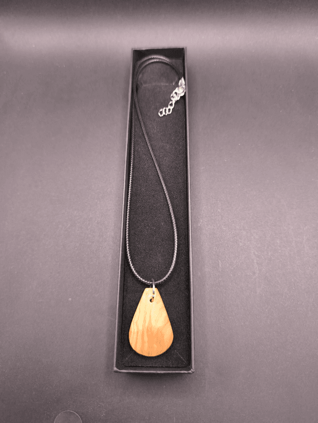 Pendentif goutte